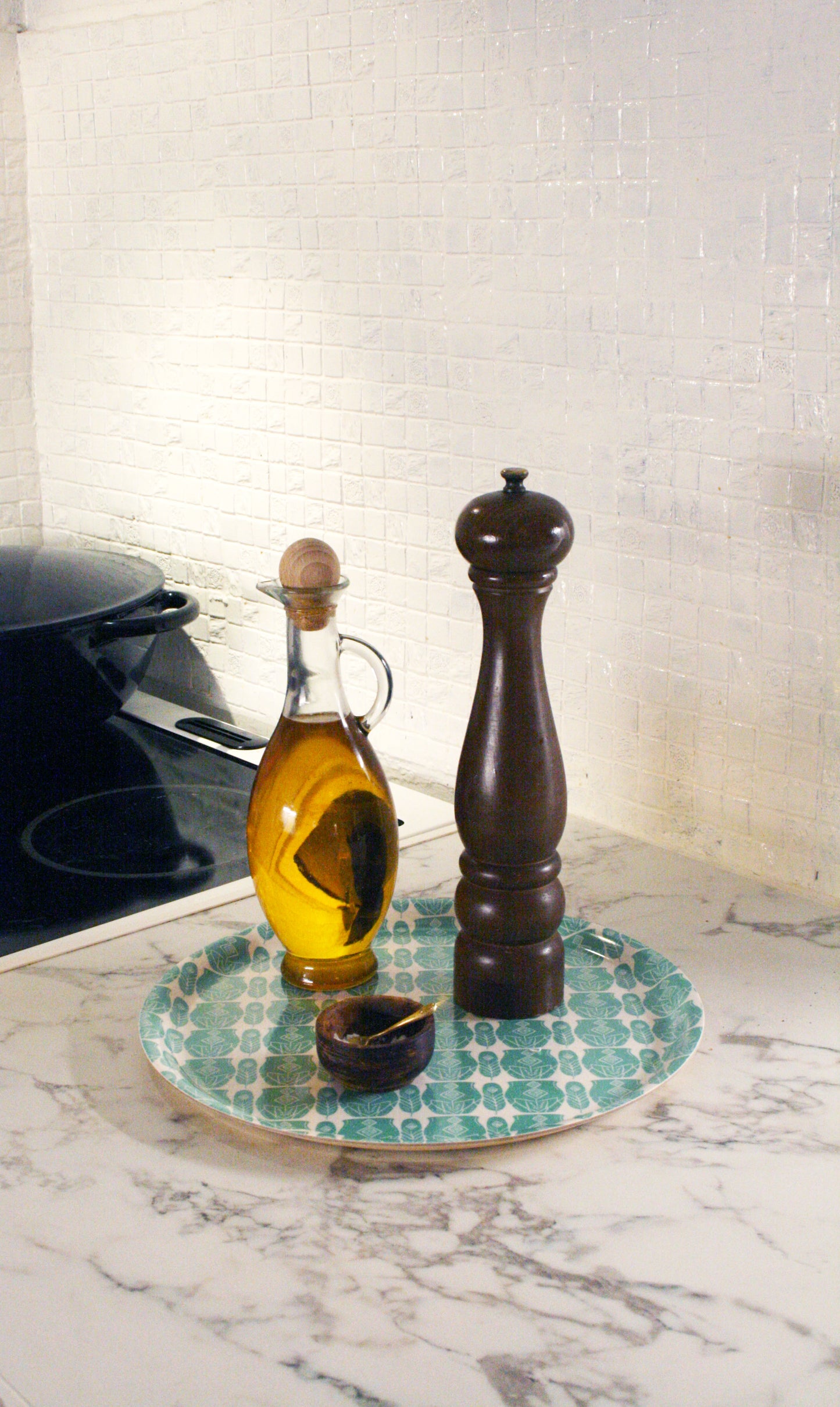 Serveringsbricka_Rytm_Bj_rkfan_r_Turkos_31cm-turkos_miljöbild