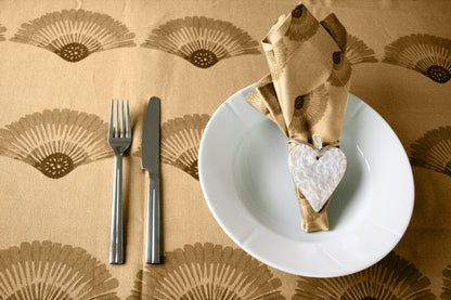 Bordsduk Solfjäder Bomull Soft Gold Stort Mönster 140x200cm, detaljbild