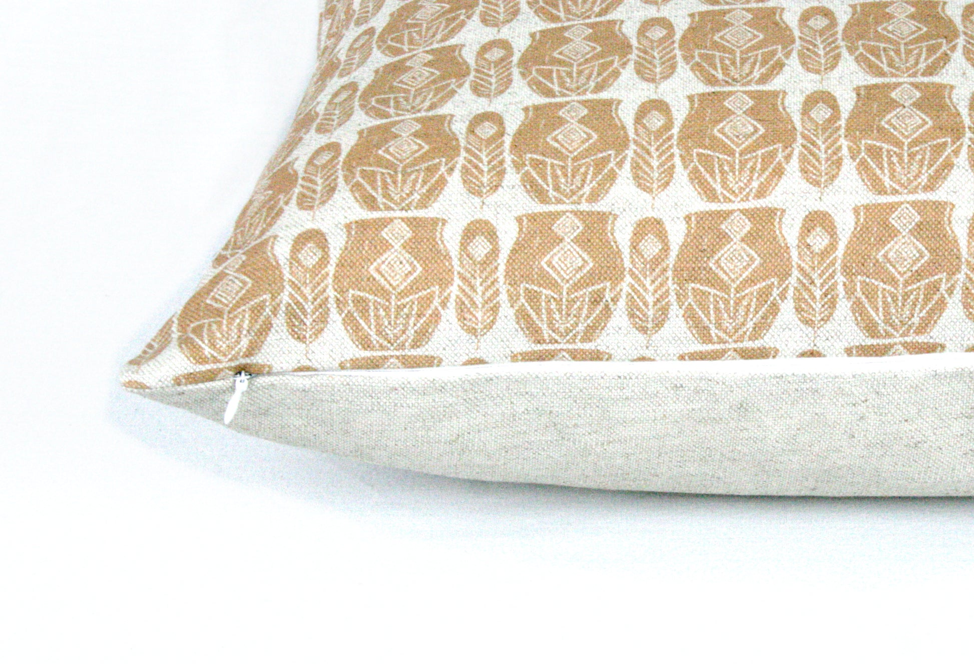 Kuddfodral Rytm Linneblandning Terrakotta Vit Detaljbild 40 x 40